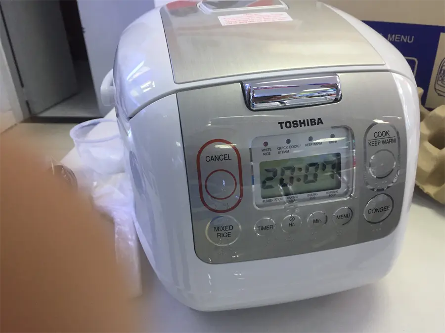 Khách hàng review Nồi cơm điện tử Toshiba 1 lít RC-10NMFVN(WT) 12