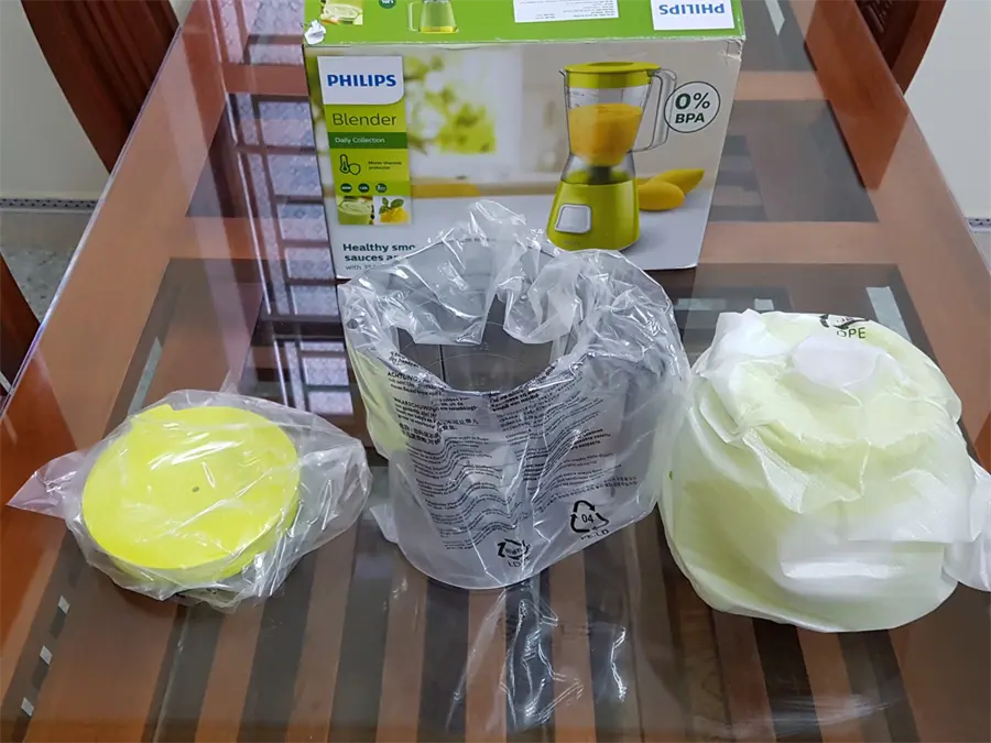 Khách hàng review Máy xay sinh tố Philips HR2051/30 2