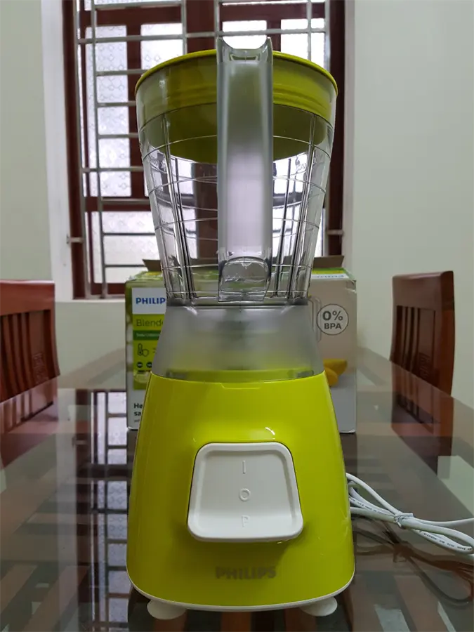 Khách hàng review Máy xay sinh tố Philips HR2051/30 3