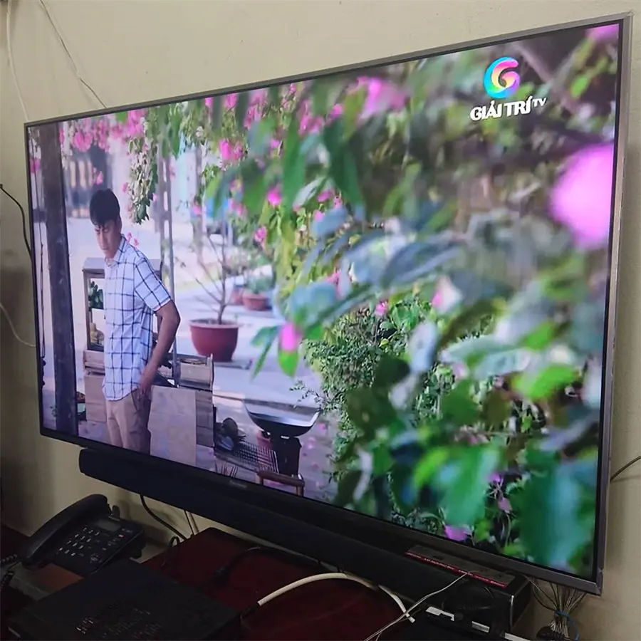 Khách hàng review Smart Tivi Panasonic 4K 49 inch TH-49FX700V 3