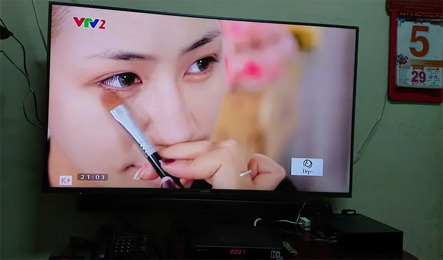 Khách hàng review Smart Tivi Panasonic 4K 49 inch TH-49FX700V 1