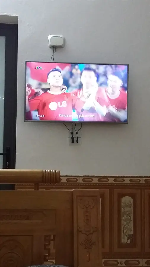 Khách hàng review Smart Tivi Samsung 4K 43 inch UA43NU7400 65