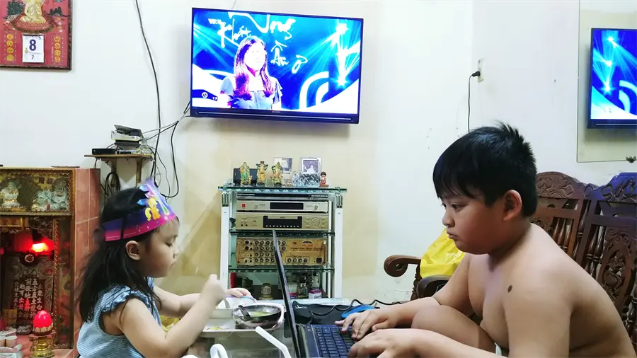 Khách hàng review Smart Tivi Sharp 40 inch LC-40SA5500X 5