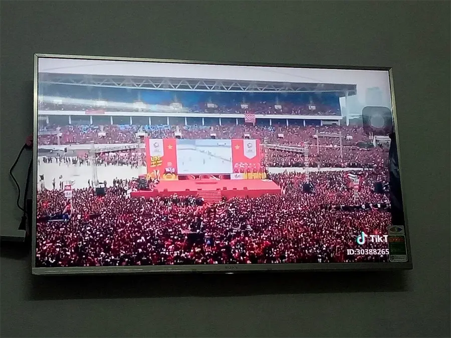 Khách hàng review Android Tivi Sony 4K 43 inch KD-43X8500F/S 21
