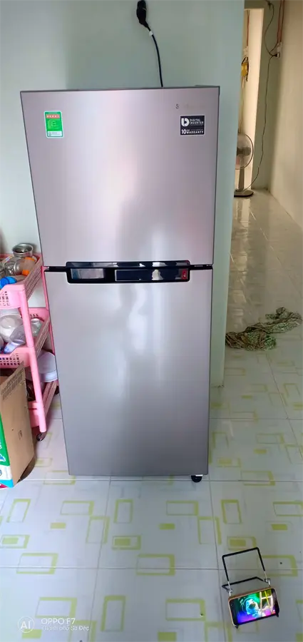 Khách hàng review Tủ lạnh Samsung Inverter 208 lít RT19M300BGS/SV 108