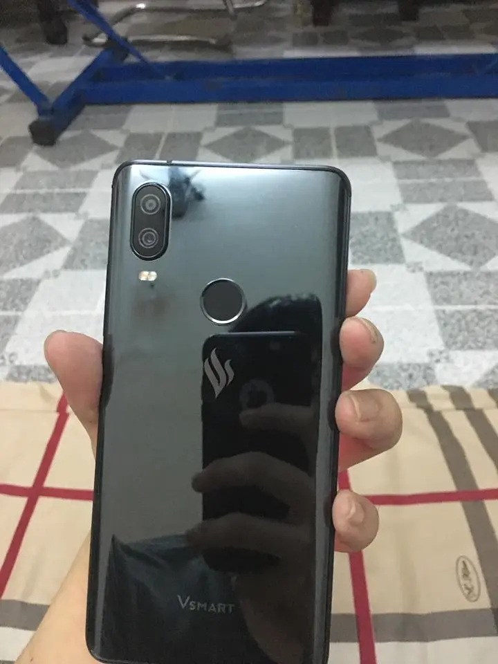Khách hàng review Điện thoại Vsmart Active 1 11