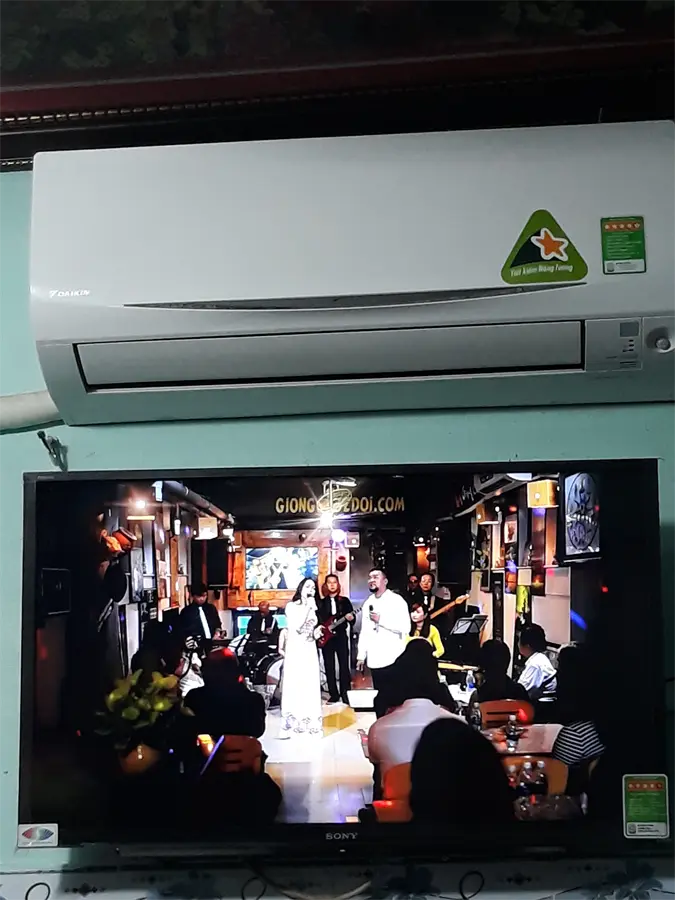 Khách hàng review Smart Tivi Sony 32 inch KDL-32W600D 114