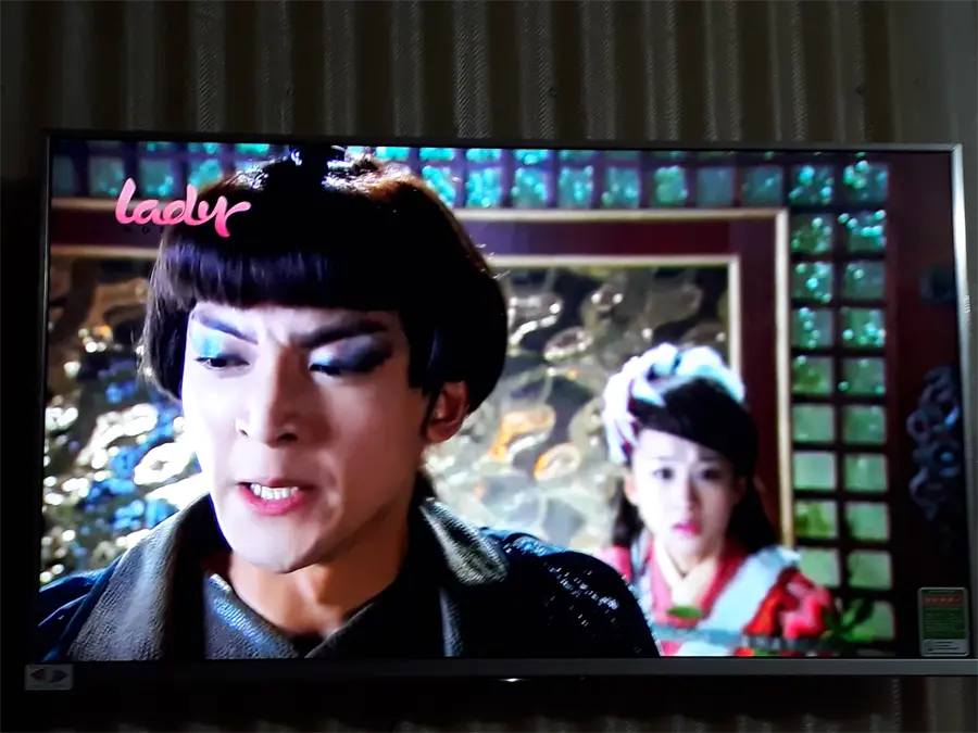 Khách hàng review Android Tivi Sony 4K 43 inch KD-43X8500F/S 19