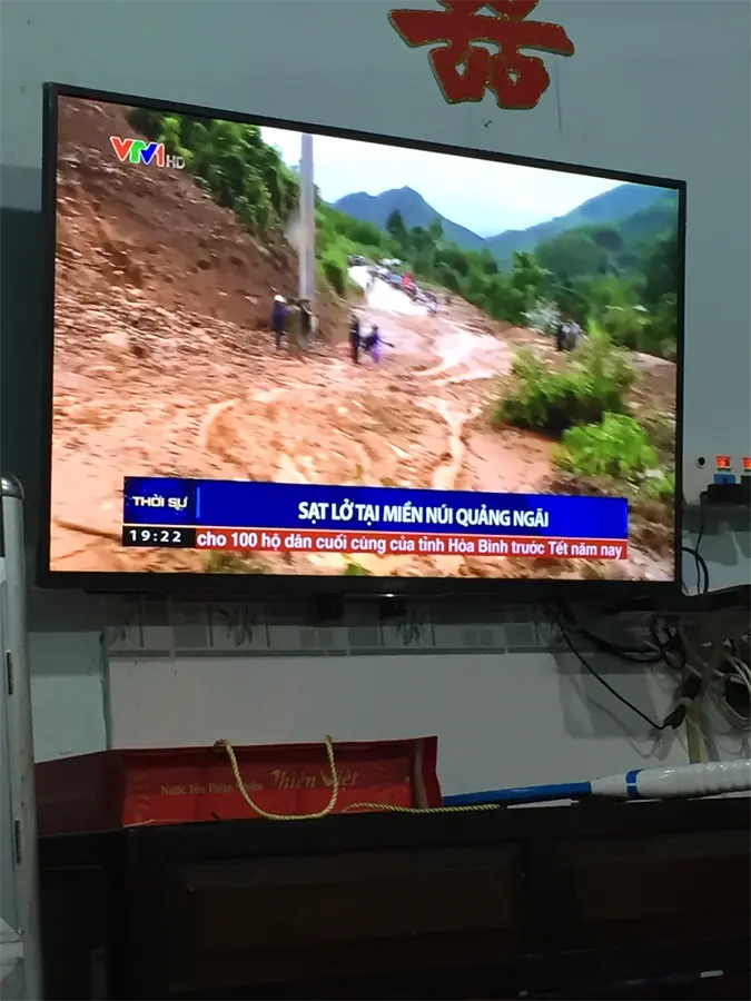 Khách hàng review Smart Tivi Sony 4K 43 inch KD-43X7000F 33