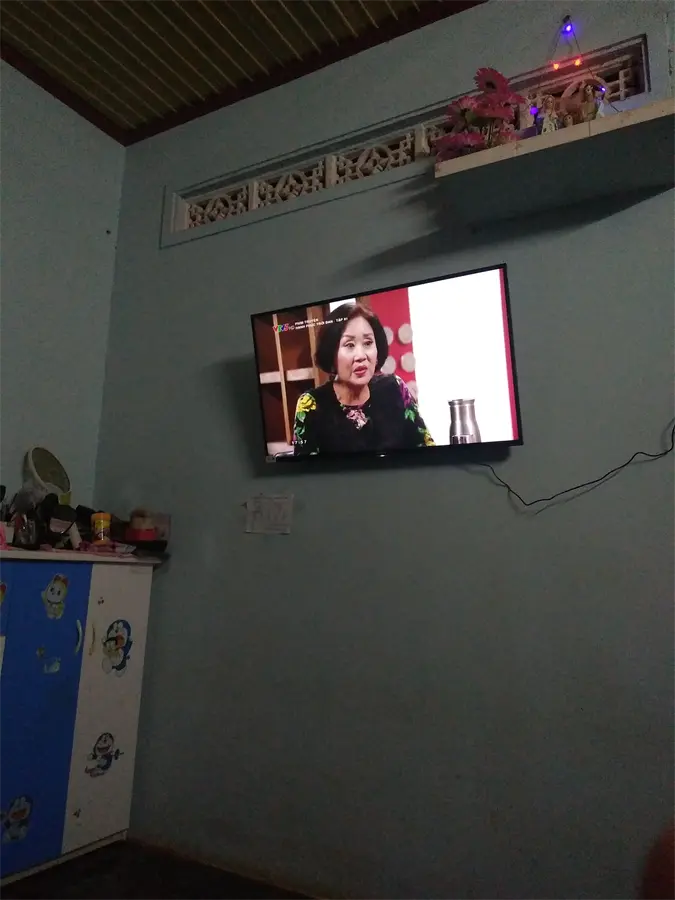 Khách hàng review Android Tivi Sony 4K 43 inch KD-43X8000E 66