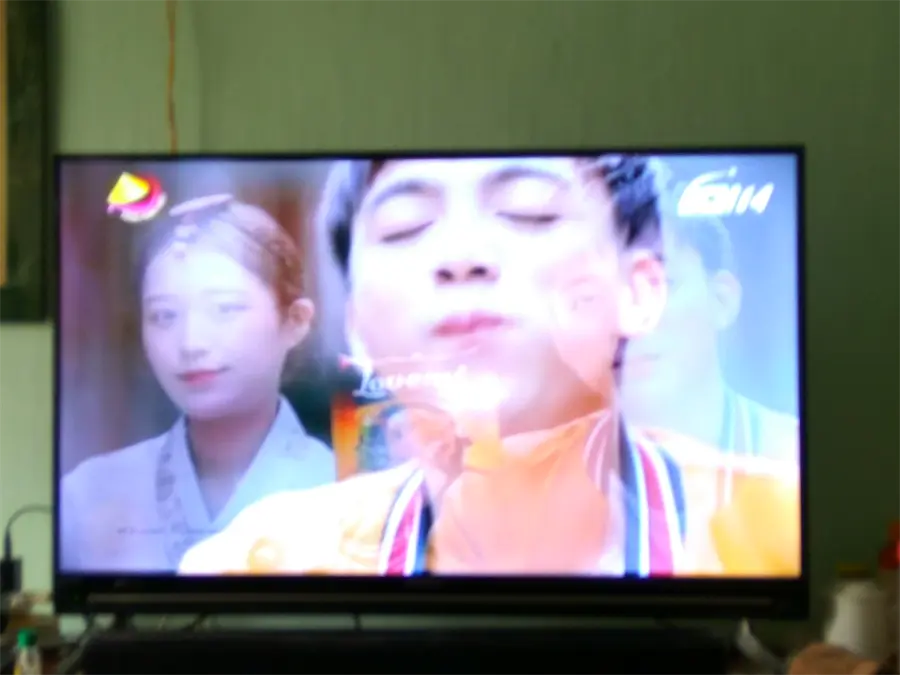 Khách hàng review Smart Tivi Sharp 40 inch LC-40SA5500X 2