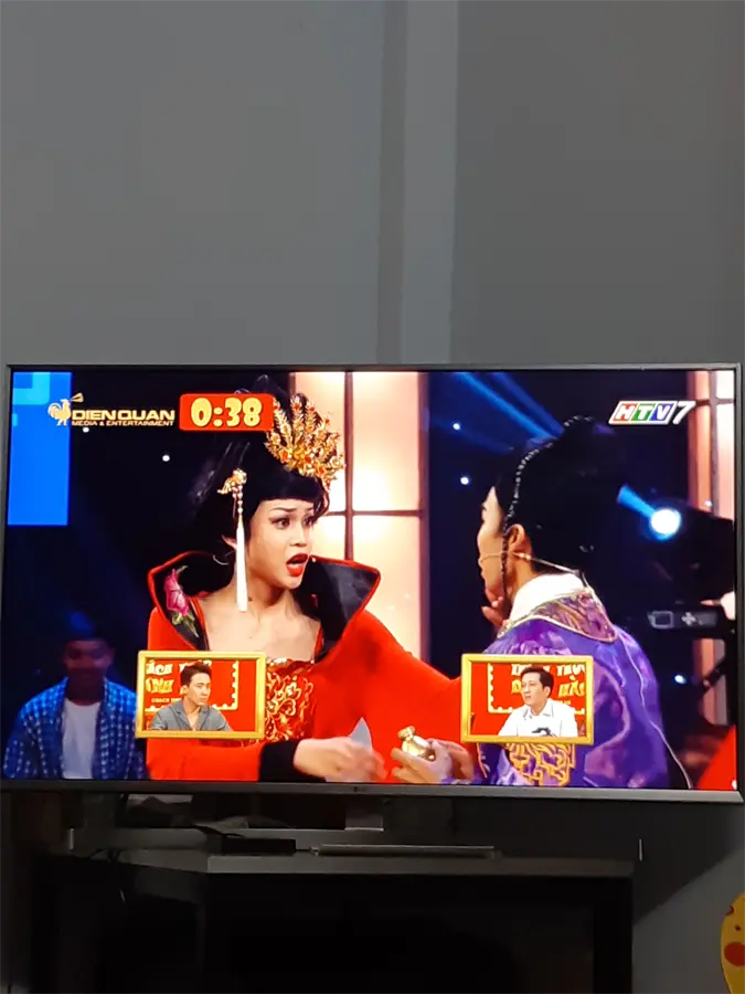 Khách hàng review Smart Tivi LG 4K 49 inch 49UK7500PTA 1