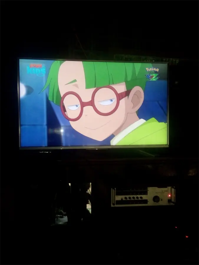Khách hàng review Android Tivi Sony 4K 43 inch KD-43X8500F/S 18