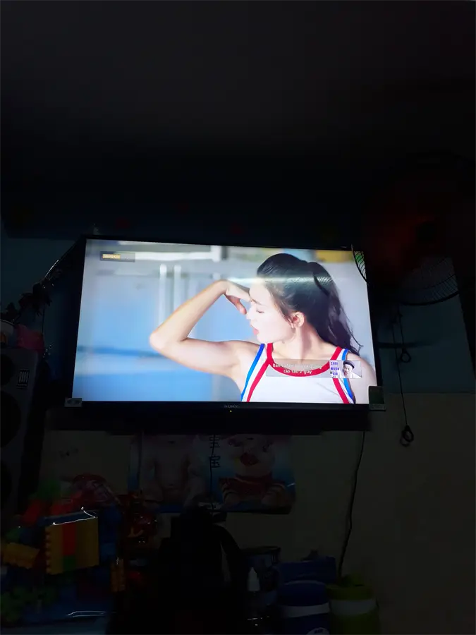 Khách hàng review Smart Tivi Sony 40 inch KDL-40W650D 38