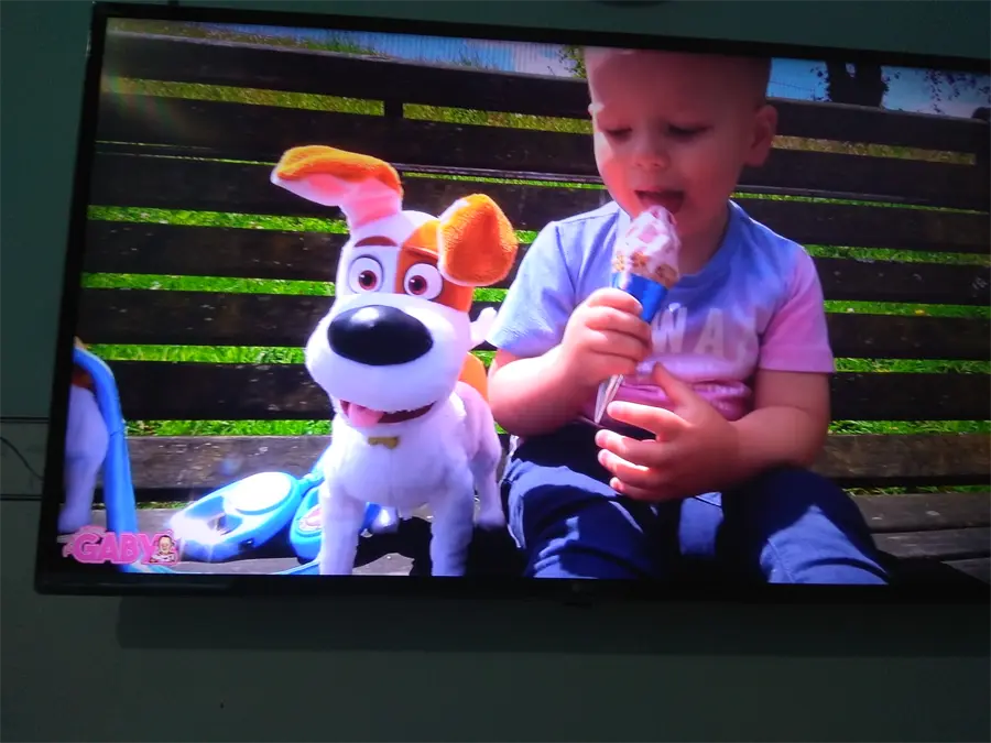 Khách hàng review Smart Tivi LG 4K 43 inch 43UK6340PTF 33