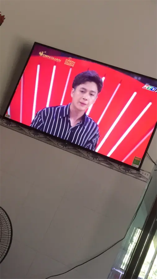 Khách hàng review Smart Tivi Sony 50 inch KDL-50W660F 70