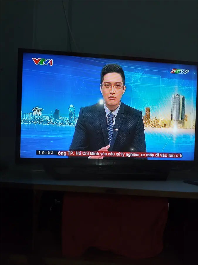 Khách hàng review Smart Tivi Sony 32 inch KDL-32W600D 98
