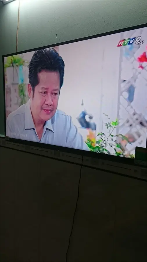Khách hàng review Smart Tivi Sony 32 inch KDL-32W600D 78