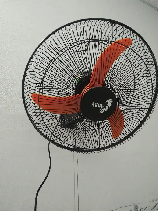 Khách hàng review Quạt treo Asia L16009 1