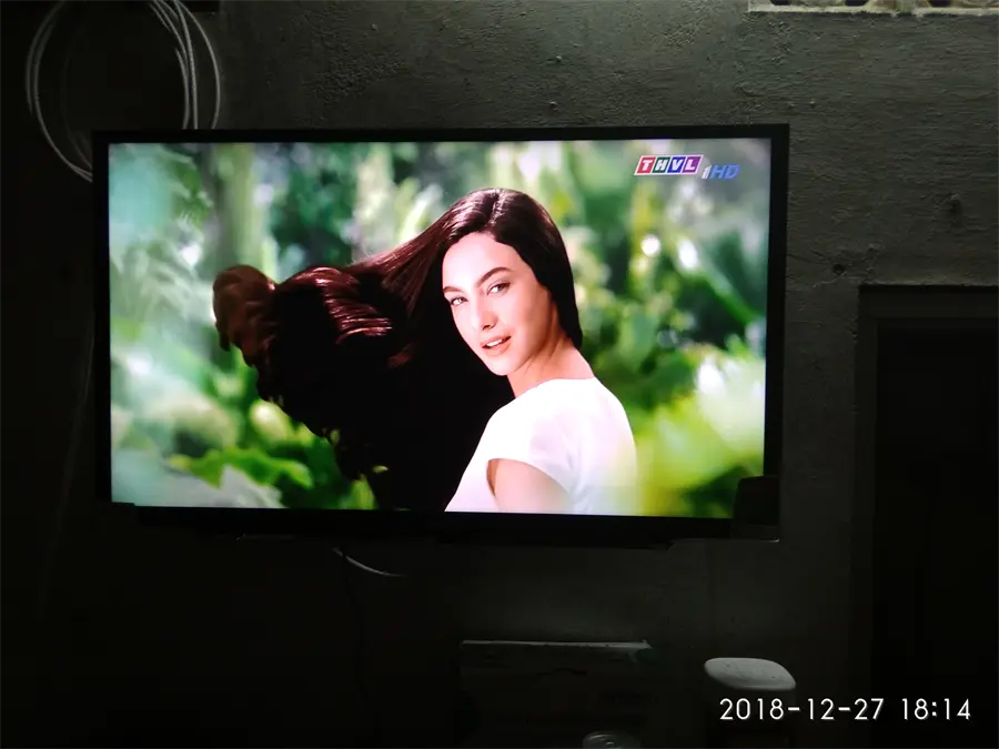 Khách hàng review Smart Tivi Sony 32 inch KDL-32W600D 74