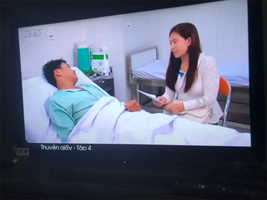 Khách hàng review Smart Tivi Sony 32 inch KDL-32W600D 68
