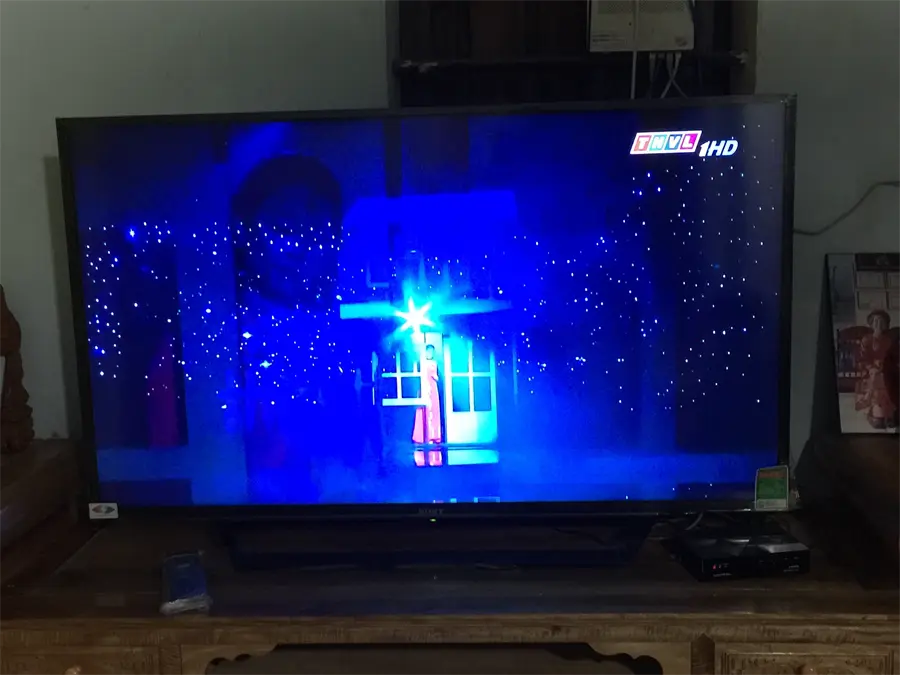 Khách hàng review Smart Tivi Sony 48 inch KDL-48W650D 35