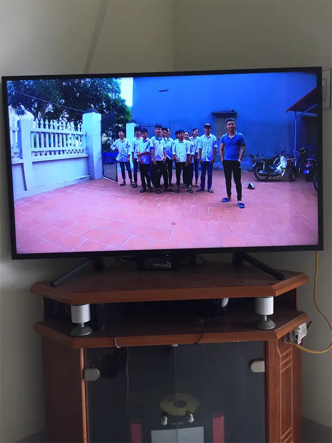 Khách hàng review Smart Tivi Sony 43 inch KDL-43W660F 84