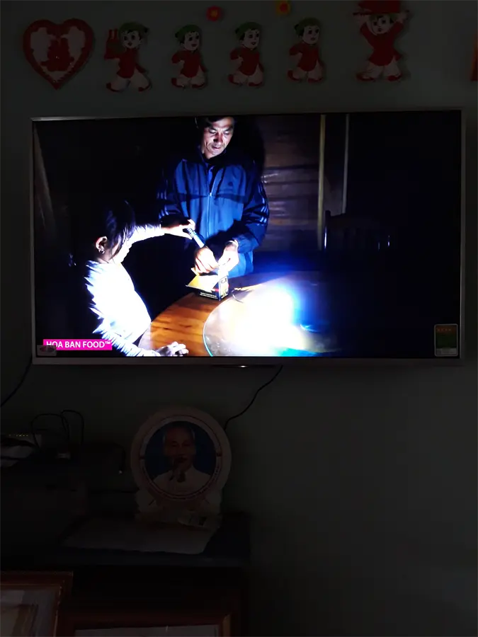 Khách hàng review Android Tivi Sony 4K 43 inch KD-43X8500F/S 12
