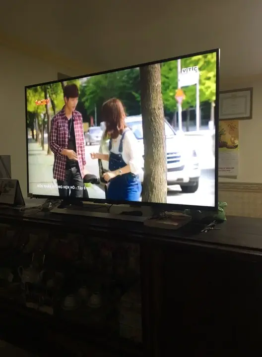 Khách hàng review Android Tivi Sony 4K 49 inch KD-49X8000E 28