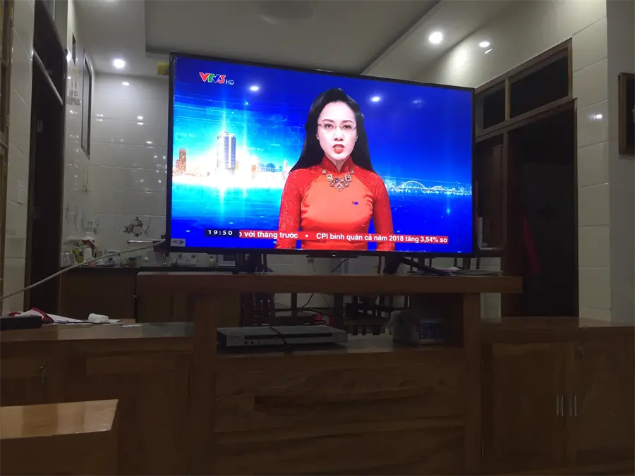 Khách hàng review Smart Tivi Sony 50 inch KDL-50W660F 40