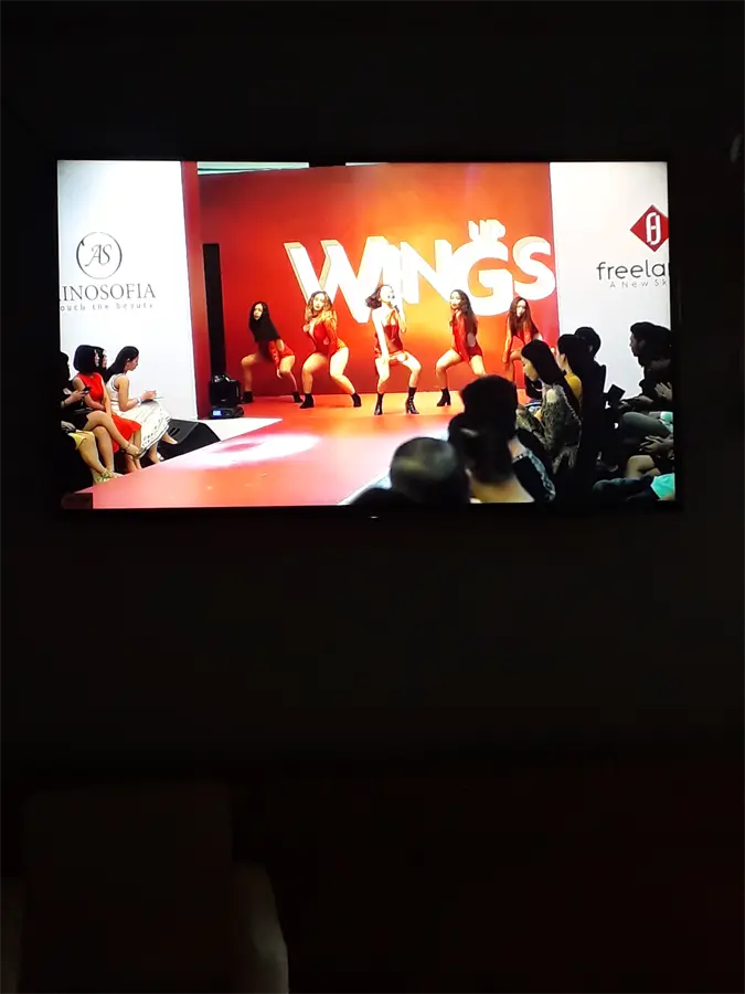 Khách hàng review Smart Tivi Sony 43 inch KDL-43W660F 76