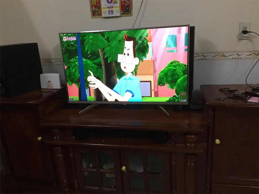 Khách hàng review Android Tivi Sony 4K 43 inch KD-43X8500F/S 10