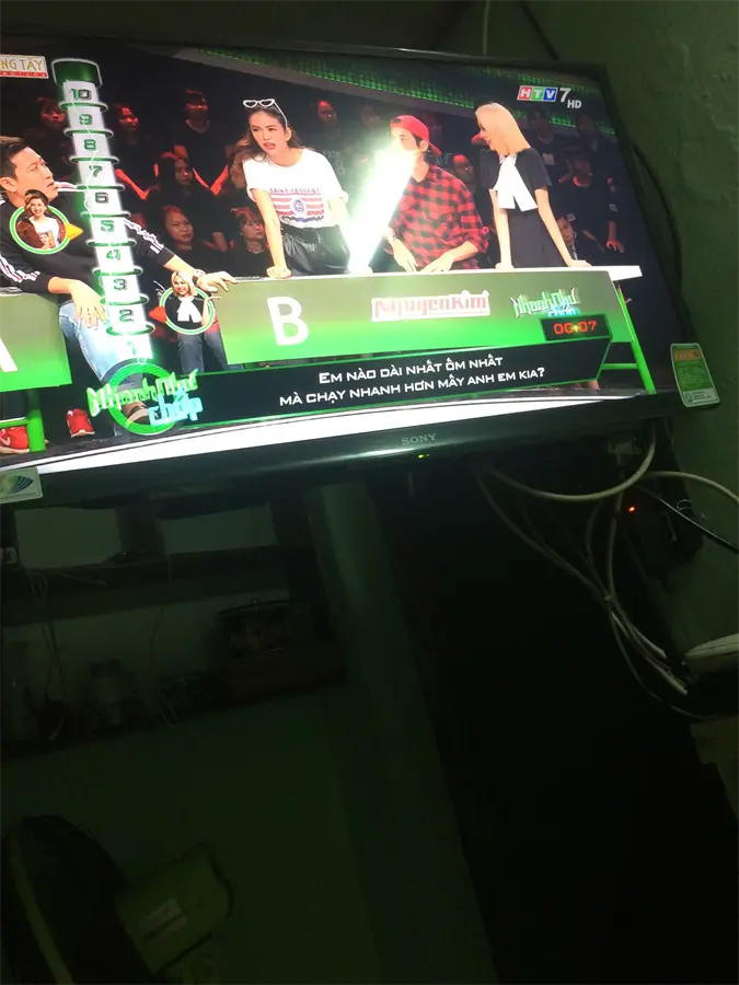 Khách hàng review Smart Tivi Sony 32 inch KDL-32W600D 41