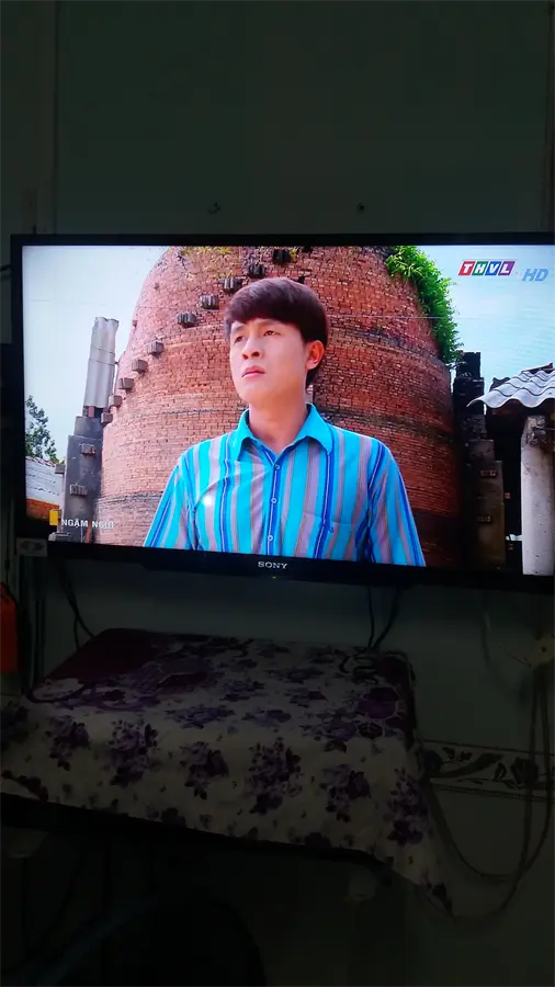 Khách hàng review Smart Tivi Sony 32 inch KDL-32W600D 39