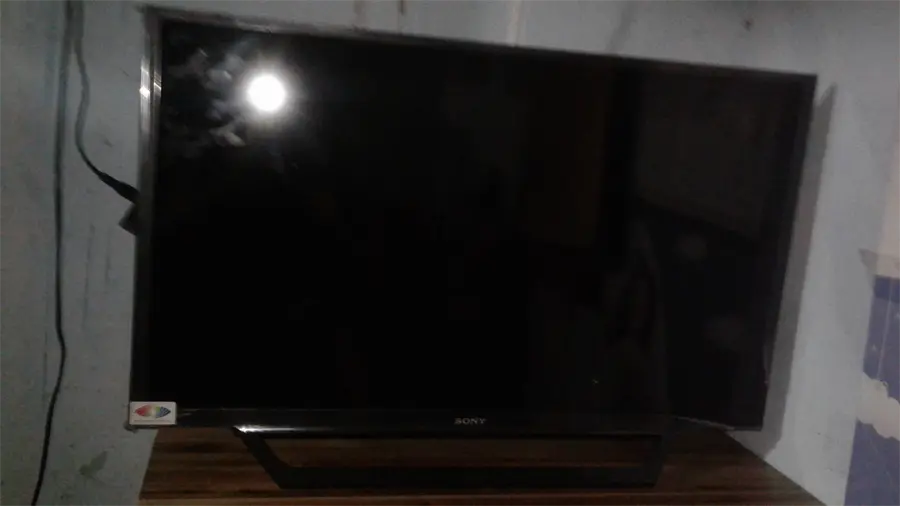 Khách hàng review Smart Tivi Sony 32 inch KDL-32W600D 36