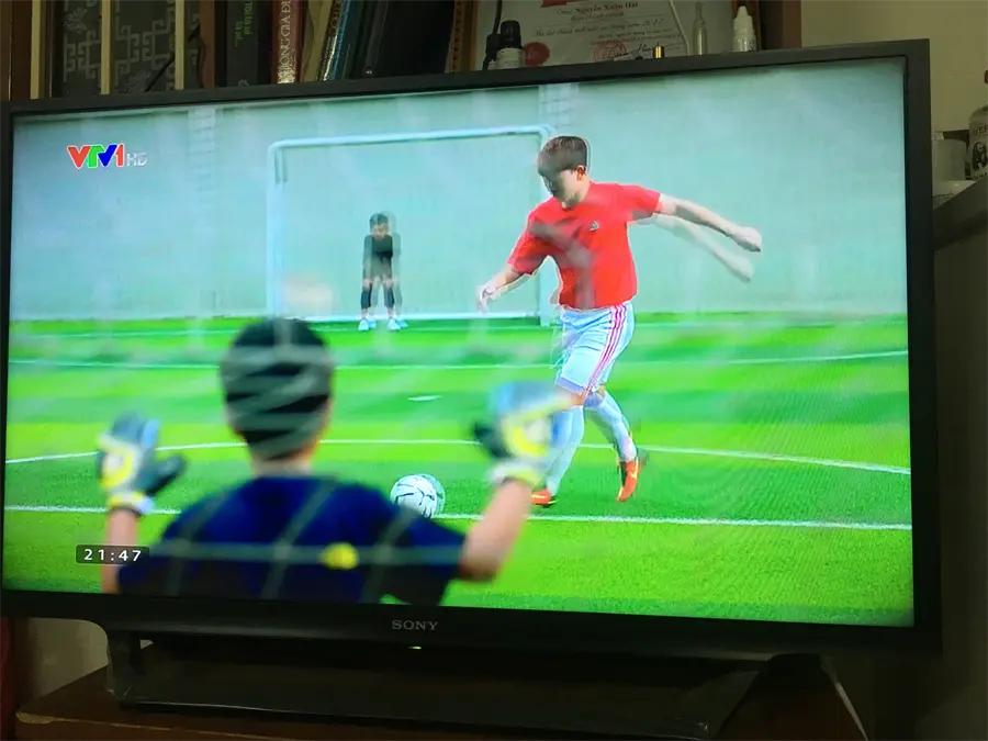Khách hàng review Smart Tivi Sony 32 inch KDL-32W600D 35