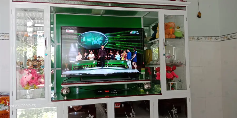 Khách hàng review Android Tivi Sony 4K 43 inch KD-43X8000E 28