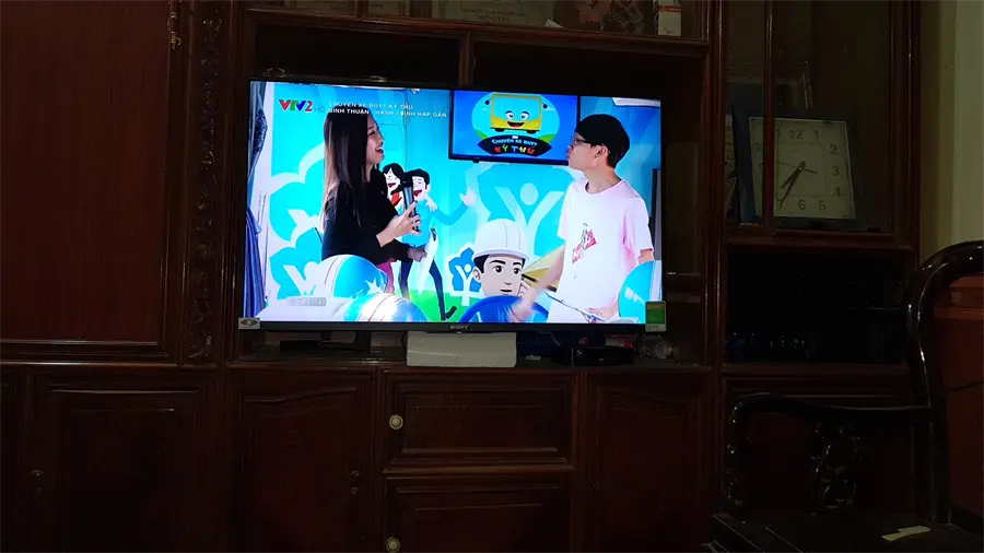 Khách hàng review Android Tivi Sony 4K 43 inch KD-43X8000E 26