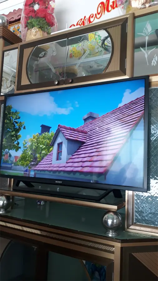 Khách hàng review Smart Tivi Sony 40 inch KDL-40W650D 18