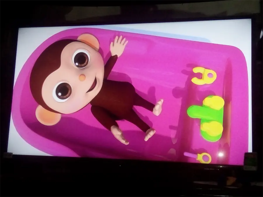 Khách hàng review Smart Tivi Sony 48 inch KDL-48W650D 18