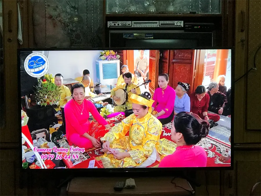 Khách hàng review Smart Tivi Sony 50 inch KDL-50W660F 15