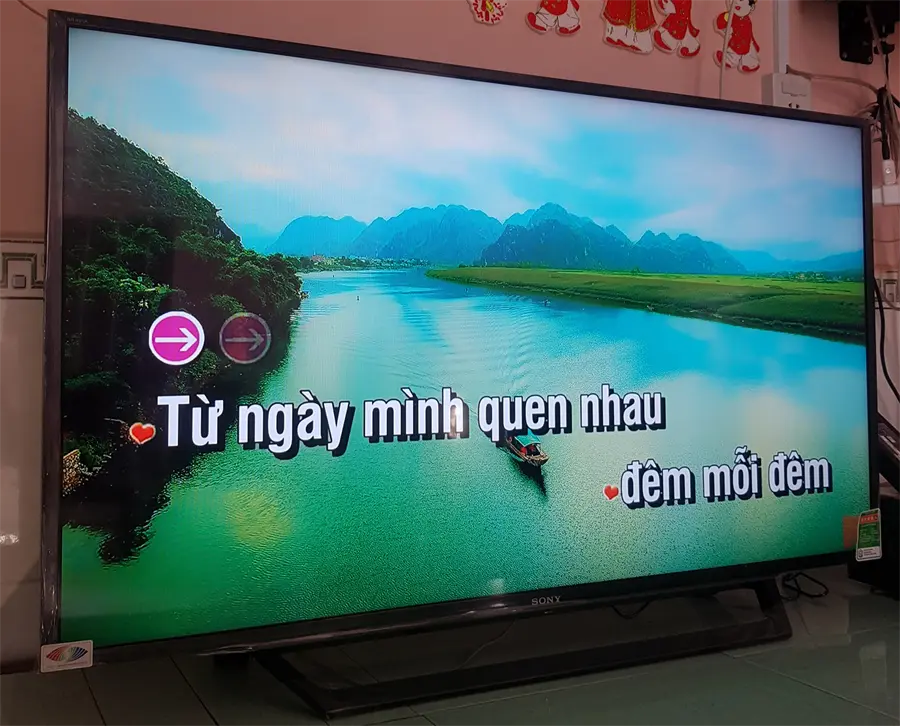 Khách hàng review Smart Tivi Sony 48 inch KDL-48W650D 13