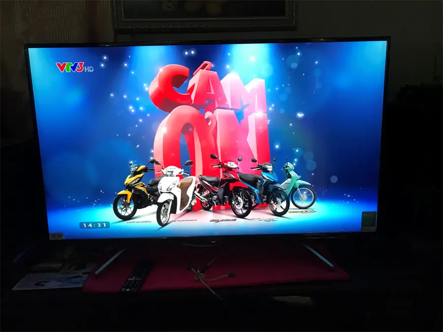 Khách hàng review Android Tivi Sony 49 inch KDL-49W800F 16