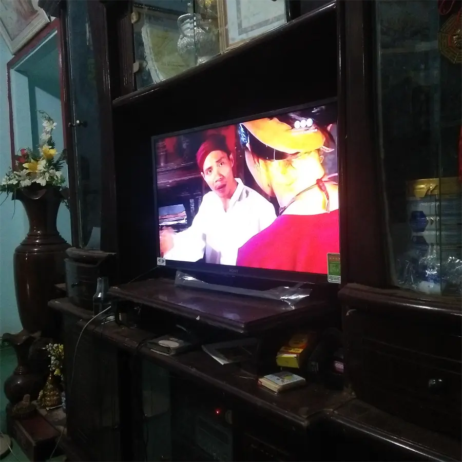 Khách hàng review Smart Tivi Sony 32 inch KDL-32W600D 20