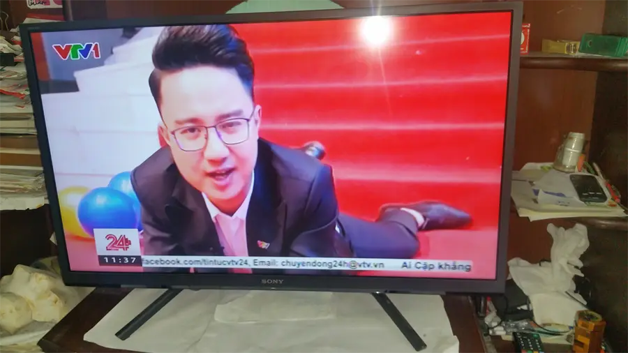 Khách hàng review Smart Tivi Sony 32 inch KDL-32W610F 7