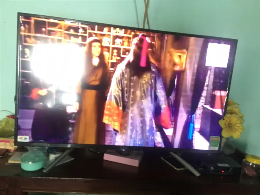 Khách hàng review Android Tivi Sony 43 inch KDL-43W800F 40