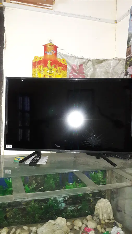 Khách hàng review Smart Tivi Sony 43 inch KDL-43W660F 26