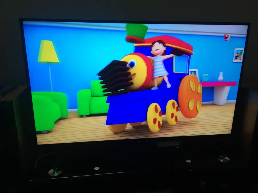 Khách hàng review Smart Tivi Sony 4K 55 inch KD-55X7000F 5