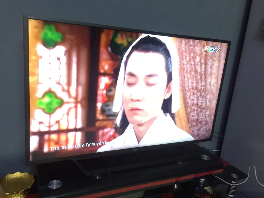 Khách hàng review Smart Tivi Sony 48 inch KDL-48W650D 9