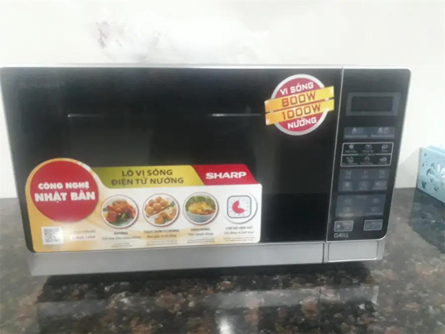 Khách hàng review Lò vi sóng có nướng Sharp R-G272VN-S 20 lít 7